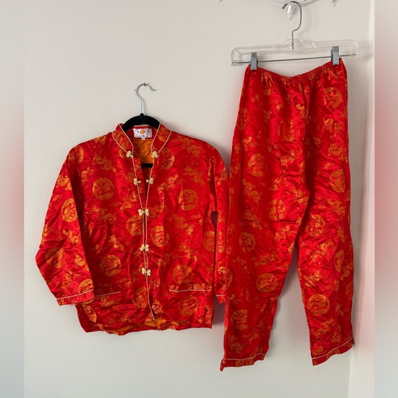 Chinese Traditional 2Pc Set Red Satin & Gold Dragon - Picture 6 of 15